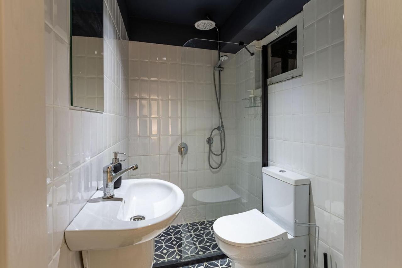 Excellent Flat With Lovely Backyard In Cihangir Stambuł Zewnętrze zdjęcie